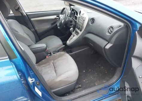 2009 Toyota Matrix S from USA, damaged, VIN 2T1LE40E69C004414